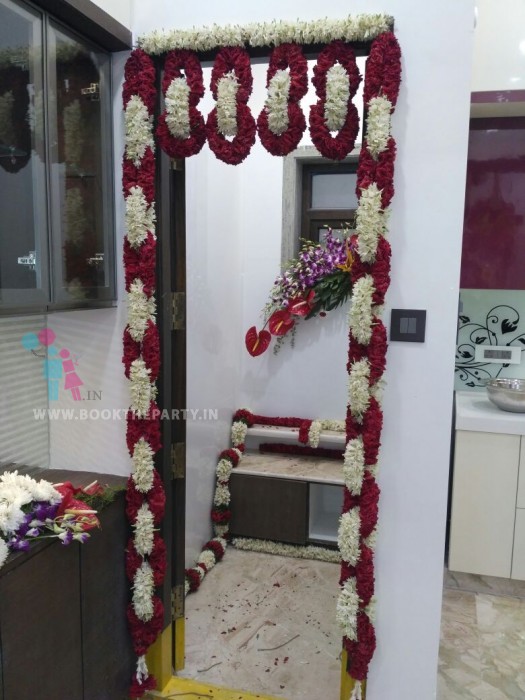 4 Feet Door with Chain Link Garland
